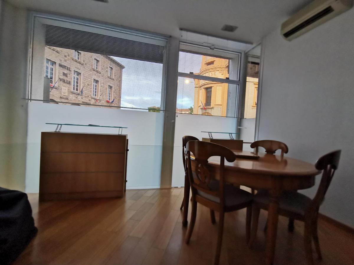 Ferienwohnung Aux Pieds Du Chateau Tournon-sur-Rhone Exterior foto